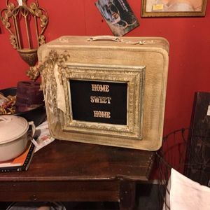 Meet your Posher, Delores